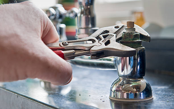 Best Water damage contractors near me  in Selma, CA